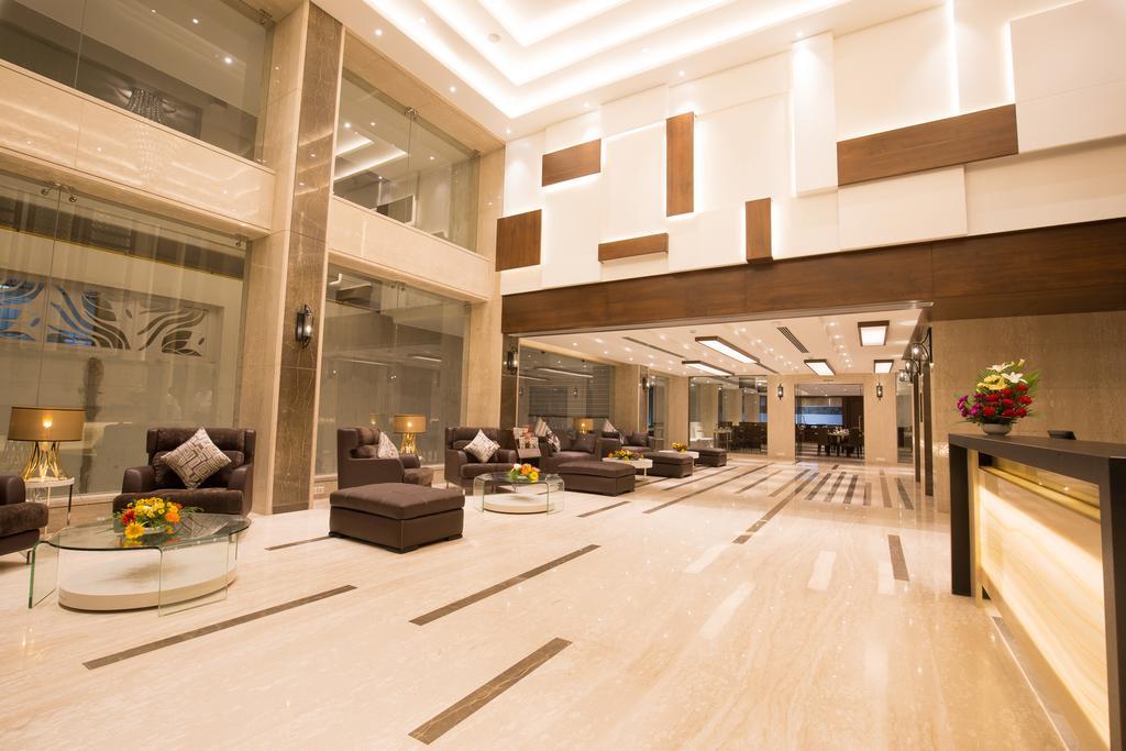 Kiscol Grands Hotel Kojambuttúr Kültér fotó
