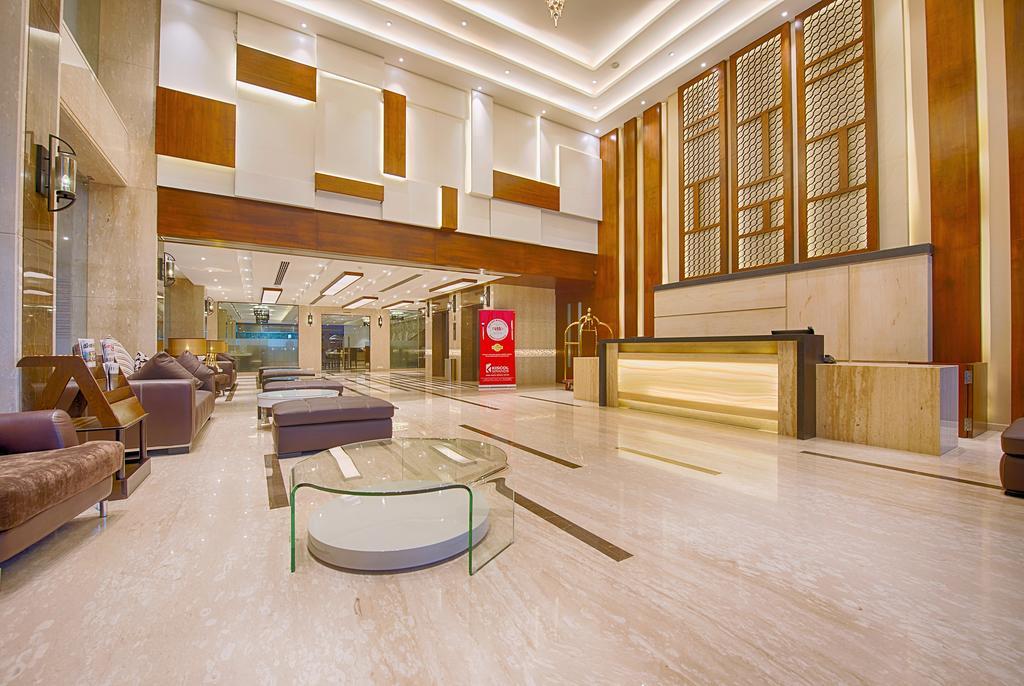 Kiscol Grands Hotel Kojambuttúr Kültér fotó