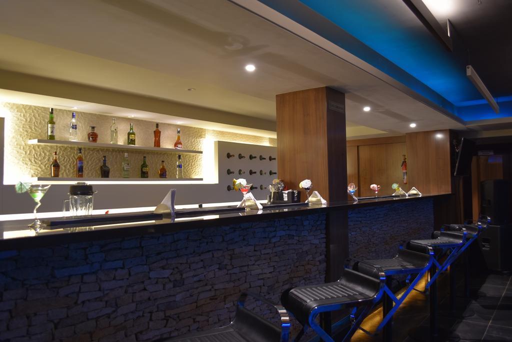 Kiscol Grands Hotel Kojambuttúr Kültér fotó